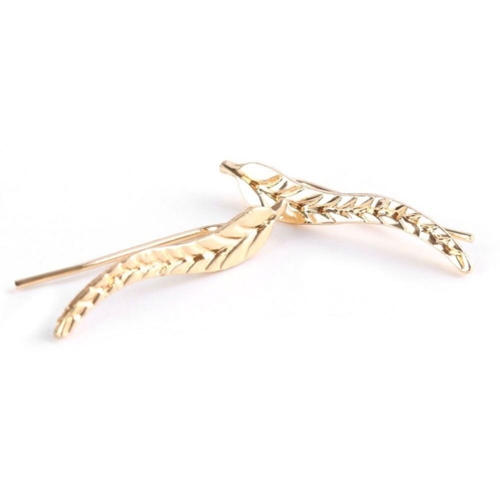 NWT Gold Leaf Ear Climber Earrings